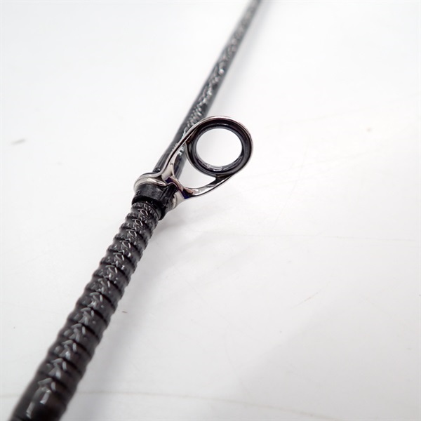 １７ボーダレス３０５Ｈ４－Ｔ